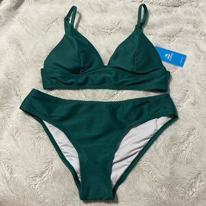 Green Bikini Set 🍃💚